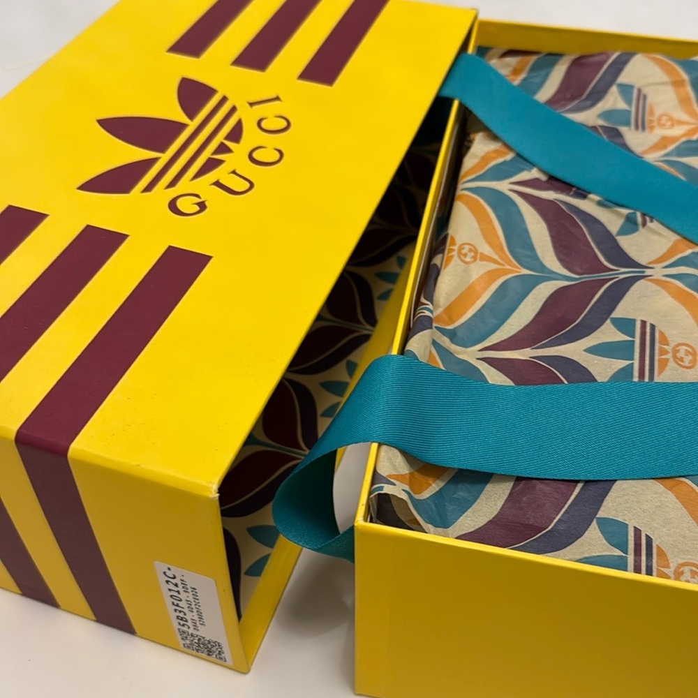 Authentic Gucci x Adidas wooden Platform Slides - Picture 16 of 16